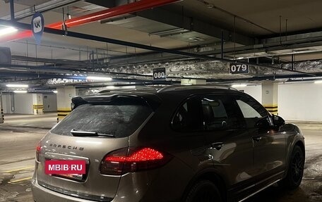 Porsche Cayenne III, 2011 год, 2 980 000 рублей, 13 фотография