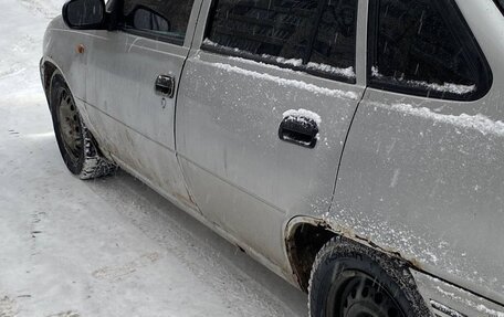 Daewoo Nexia I рестайлинг, 2003 год, 85 000 рублей, 8 фотография