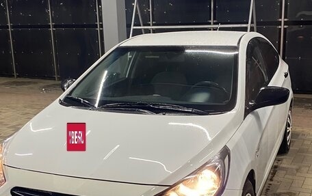 Hyundai Solaris II рестайлинг, 2014 год, 1 130 000 рублей, 5 фотография