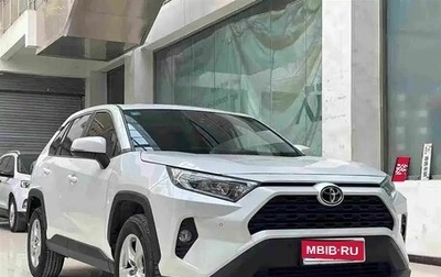 Toyota RAV4, 2022 год, 2 340 000 рублей, 1 фотография