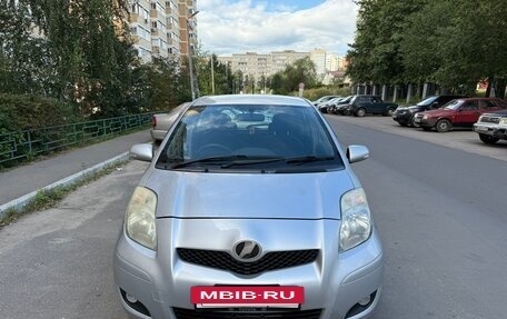 Toyota Vitz, 2010 год, 660 000 рублей, 3 фотография