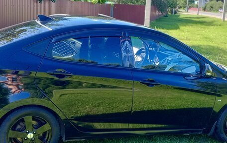 Hyundai Solaris II рестайлинг, 2012 год, 780 000 рублей, 14 фотография