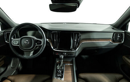 Volvo S60 III, 2020 год, 3 449 700 рублей, 2 фотография