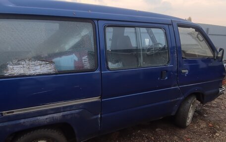 Nissan Vanette II, 1992 год, 60 000 рублей, 4 фотография