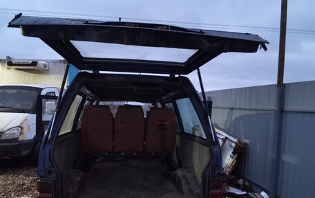 Nissan Vanette II, 1992 год, 60 000 рублей, 3 фотография