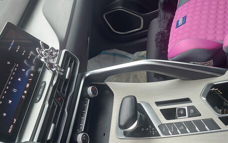 Geely Coolray I, 2023 год, 1 600 000 рублей, 4 фотография