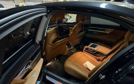 BMW 7 серия, 2022 год, 10 300 000 рублей, 5 фотография