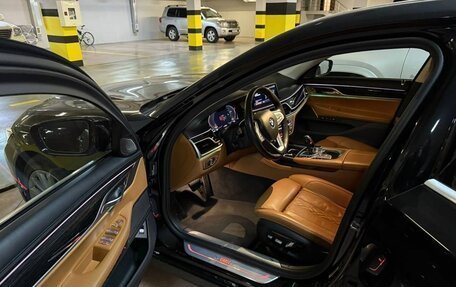 BMW 7 серия, 2022 год, 10 300 000 рублей, 3 фотография