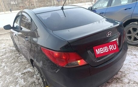 Hyundai Solaris II рестайлинг, 2013 год, 500 000 рублей, 7 фотография