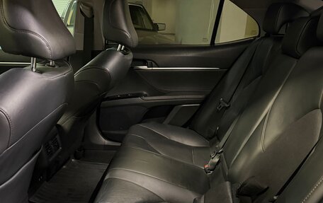 Toyota Camry, 2018 год, 2 399 000 рублей, 12 фотография