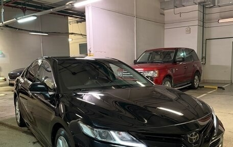 Toyota Camry, 2018 год, 2 399 000 рублей, 3 фотография