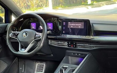 Volkswagen Golf VIII, 2023 год, 1 990 000 рублей, 10 фотография