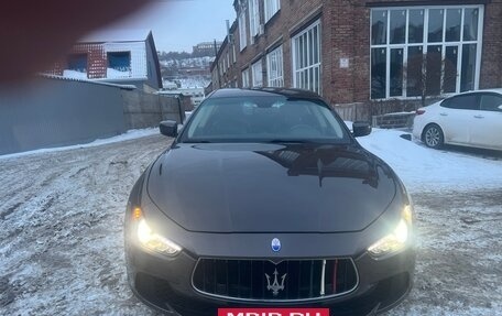 Maserati Ghibli, 2014 год, 3 300 000 рублей, 2 фотография