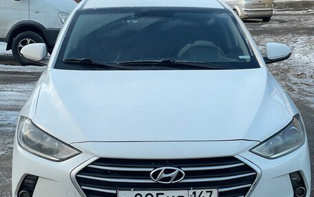 Hyundai Elantra VI рестайлинг, 2017 год, 850 000 рублей, 2 фотография