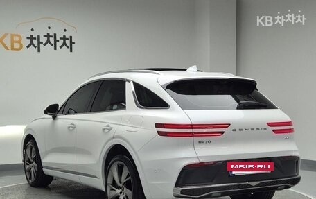 Genesis GV70, 2025 год, 7 290 099 рублей, 3 фотография