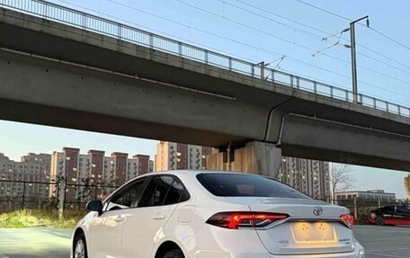 Toyota Corolla, 2022 год, 1 235 000 рублей, 4 фотография