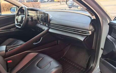 Hyundai Elantra, 2022 год, 1 195 000 рублей, 9 фотография