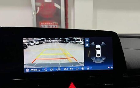 Hyundai Elantra, 2022 год, 1 200 050 рублей, 8 фотография