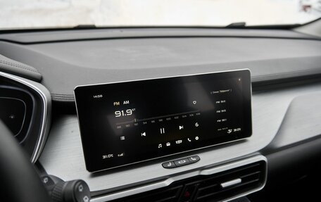 Geely Coolray I, 2022 год, 1 800 000 рублей, 9 фотография