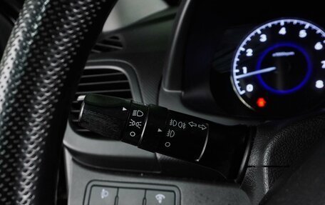 Hyundai Solaris II рестайлинг, 2011 год, 779 000 рублей, 13 фотография