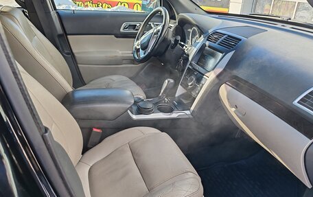 Ford Explorer VI, 2013 год, 1 700 000 рублей, 8 фотография