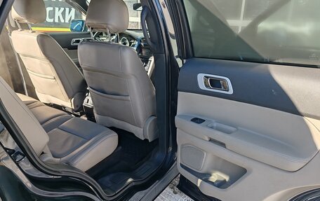 Ford Explorer VI, 2013 год, 1 700 000 рублей, 15 фотография