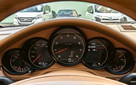 Porsche Panamera II рестайлинг, 2011 год, 2 190 000 рублей, 13 фотография