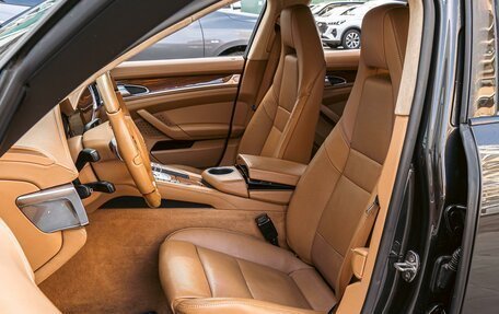 Porsche Panamera II рестайлинг, 2011 год, 2 190 000 рублей, 19 фотография