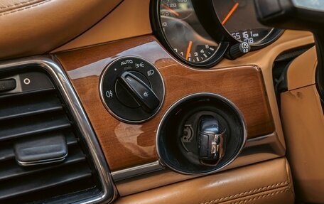 Porsche Panamera II рестайлинг, 2011 год, 2 190 000 рублей, 15 фотография