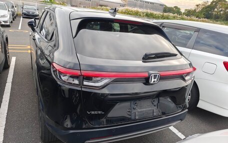 Honda Vezel, 2022 год, 2 000 000 рублей, 5 фотография