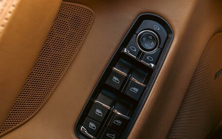 Porsche Panamera II рестайлинг, 2011 год, 2 190 000 рублей, 17 фотография