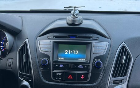 Hyundai ix35 I рестайлинг, 2013 год, 1 300 000 рублей, 4 фотография