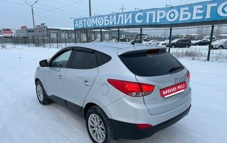 Hyundai ix35 I рестайлинг, 2013 год, 1 300 000 рублей, 19 фотография