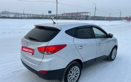 Hyundai ix35 I рестайлинг, 2013 год, 1 300 000 рублей, 23 фотография