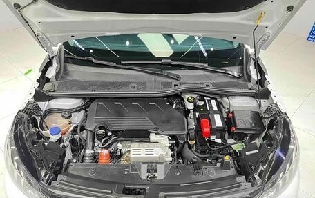 Peugeot 2008 II, 2023 год, 1 650 000 рублей, 14 фотография