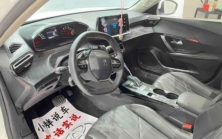 Peugeot 2008 II, 2023 год, 1 650 000 рублей, 17 фотография