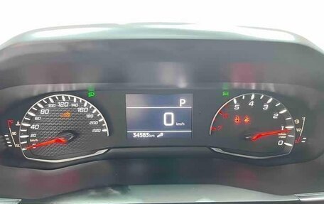 Peugeot 2008 II, 2023 год, 1 650 000 рублей, 18 фотография