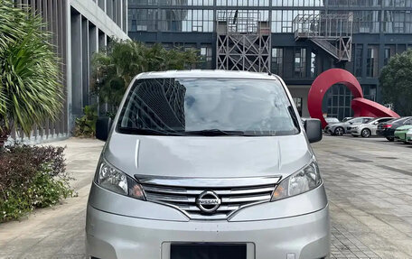Nissan NV200, 2016 год, 1 290 000 рублей, 2 фотография