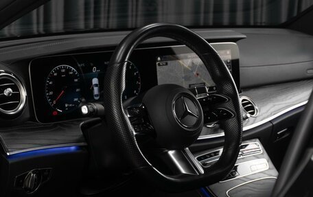 Mercedes-Benz E-Класс, 2021 год, 4 449 000 рублей, 25 фотография