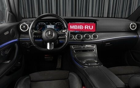 Mercedes-Benz E-Класс, 2021 год, 4 449 000 рублей, 15 фотография