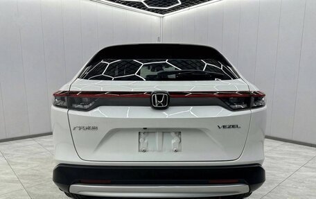 Honda Vezel, 2023 год, 2 028 000 рублей, 4 фотография