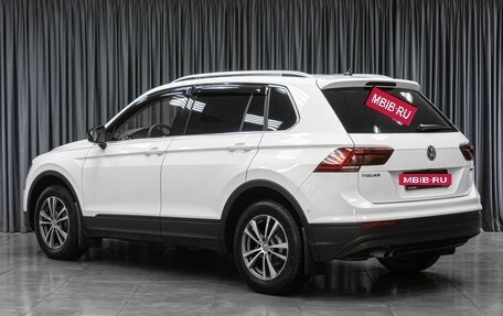 Volkswagen Tiguan II, 2019 год, 2 599 000 рублей, 2 фотография