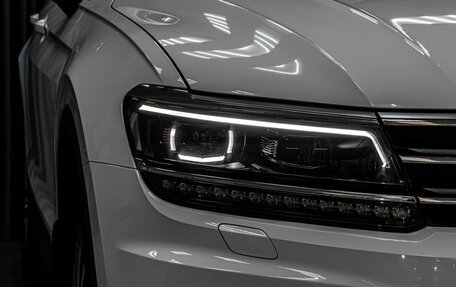 Volkswagen Tiguan II, 2019 год, 2 599 000 рублей, 6 фотография