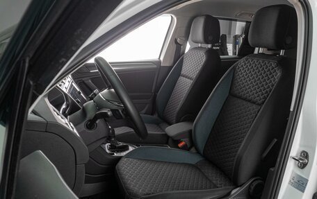 Volkswagen Tiguan II, 2019 год, 2 599 000 рублей, 12 фотография