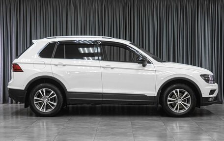 Volkswagen Tiguan II, 2019 год, 2 599 000 рублей, 5 фотография
