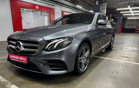 Mercedes-Benz E-Класс, 2019 год, 3 850 000 рублей, 1 фотография