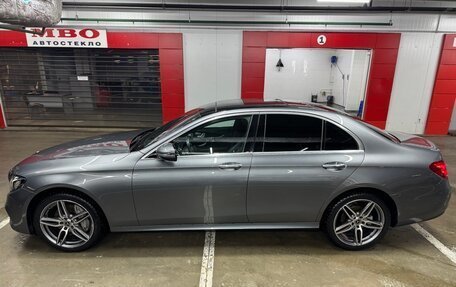 Mercedes-Benz E-Класс, 2019 год, 3 850 000 рублей, 7 фотография