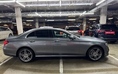 Mercedes-Benz E-Класс, 2019 год, 3 850 000 рублей, 3 фотография