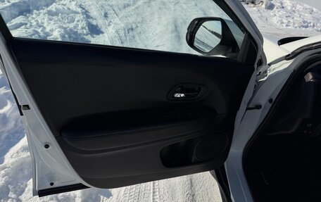 Honda Vezel, 2021 год, 2 100 000 рублей, 20 фотография