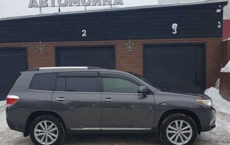 Toyota Highlander III, 2011 год, 2 330 000 рублей, 5 фотография